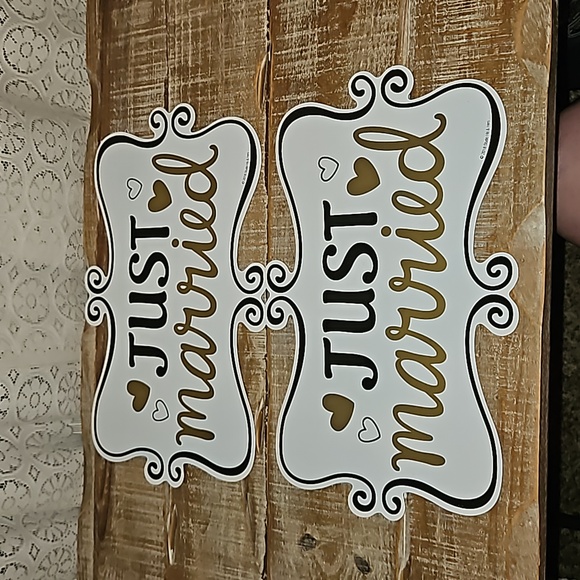 Set of 2 | "Just Married" Large Magnets - Picture 2 of 6